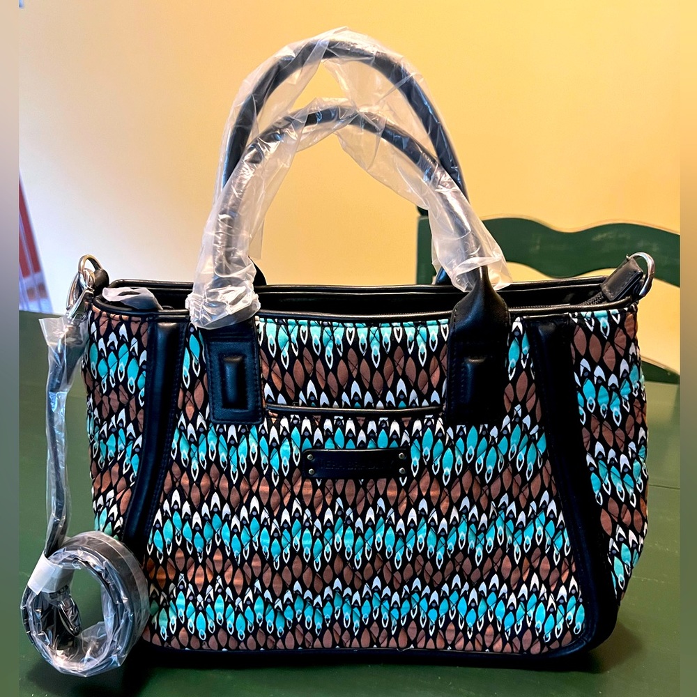 NEW Vera Bradley Sierra Stream Trapeze Tote Purse